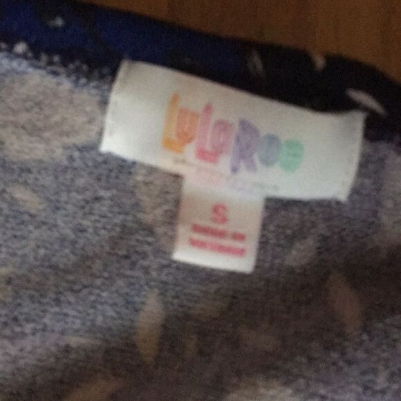 🦃⭐️LuLaRoe “Sarah” Long Cardigan W/ Pockets sz.  S🦃⭐️ - Picture 8 of 8